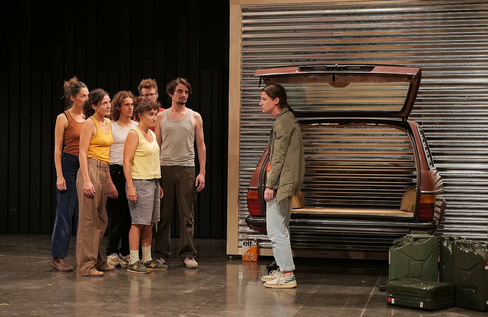 Pièce de théâtre "Avec le vent dans le dos il te poussera des ailes" présenté par la compagnie Hecho en Casa durant la saison 25/26.. Crédit photo Chloe Habasque
