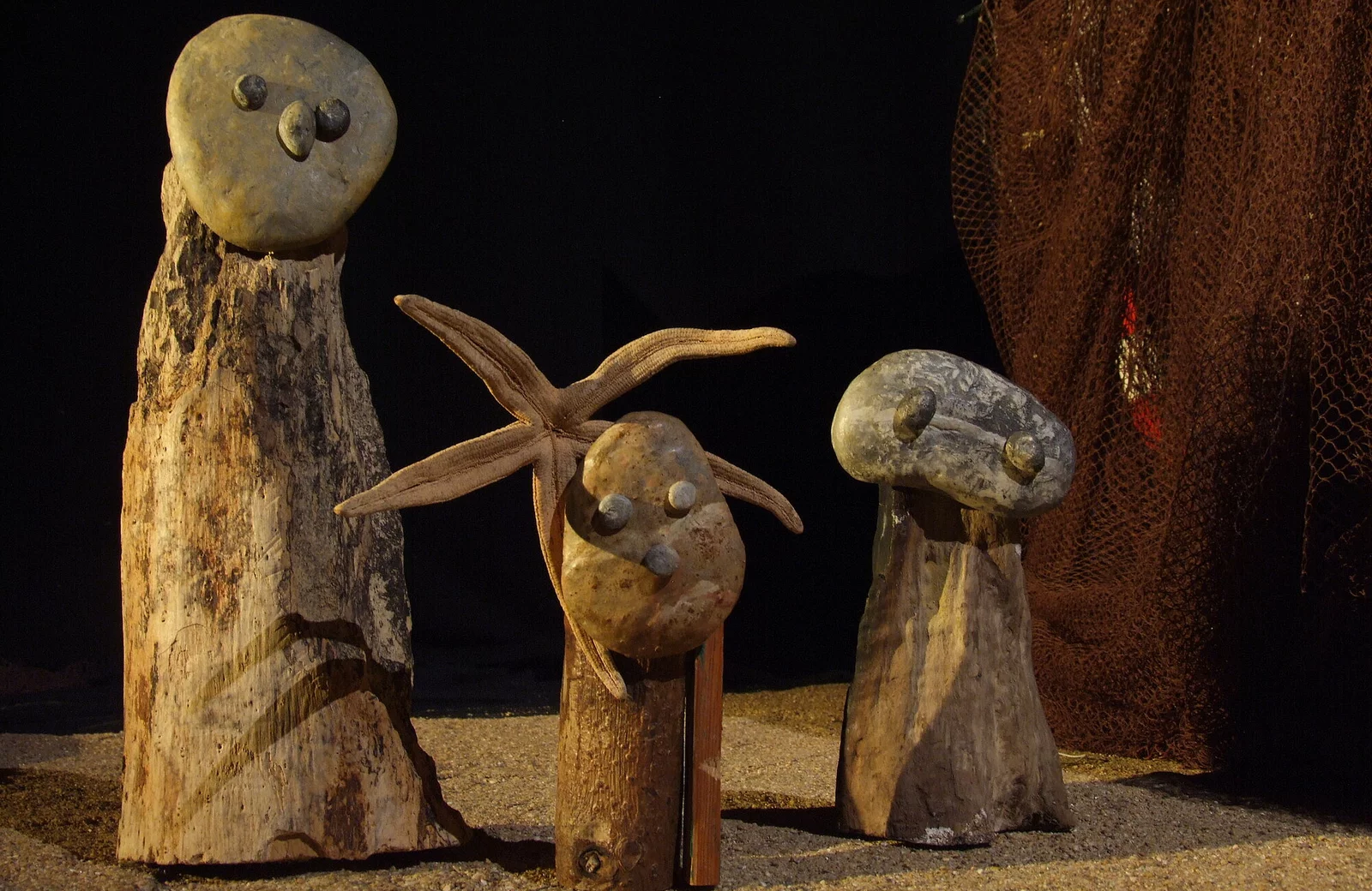 Spectacle "Harriz Harri " présenté par la compagnie Tian Gomeau  durant la saison 24/25 de la CAPB KULTURA