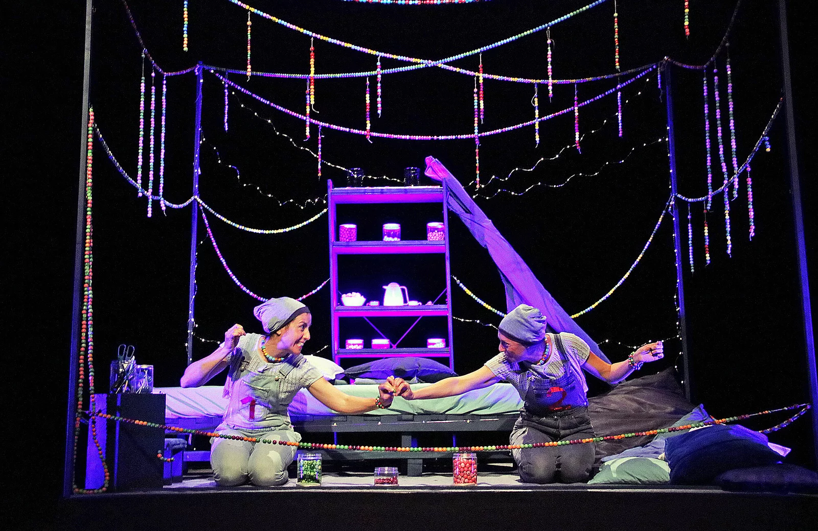 [  ] (c)Guy Labadens