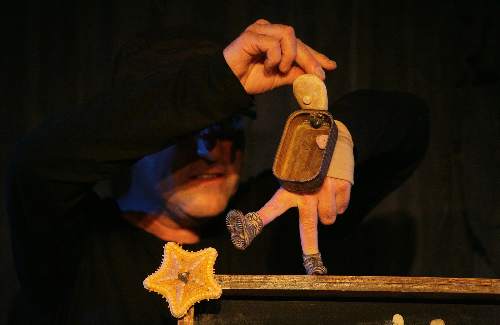 Spectacle "Harriz Harri " présenté par la compagnie Tian Gomeau  durant la saison 24/25 de la CAPB KULTURA