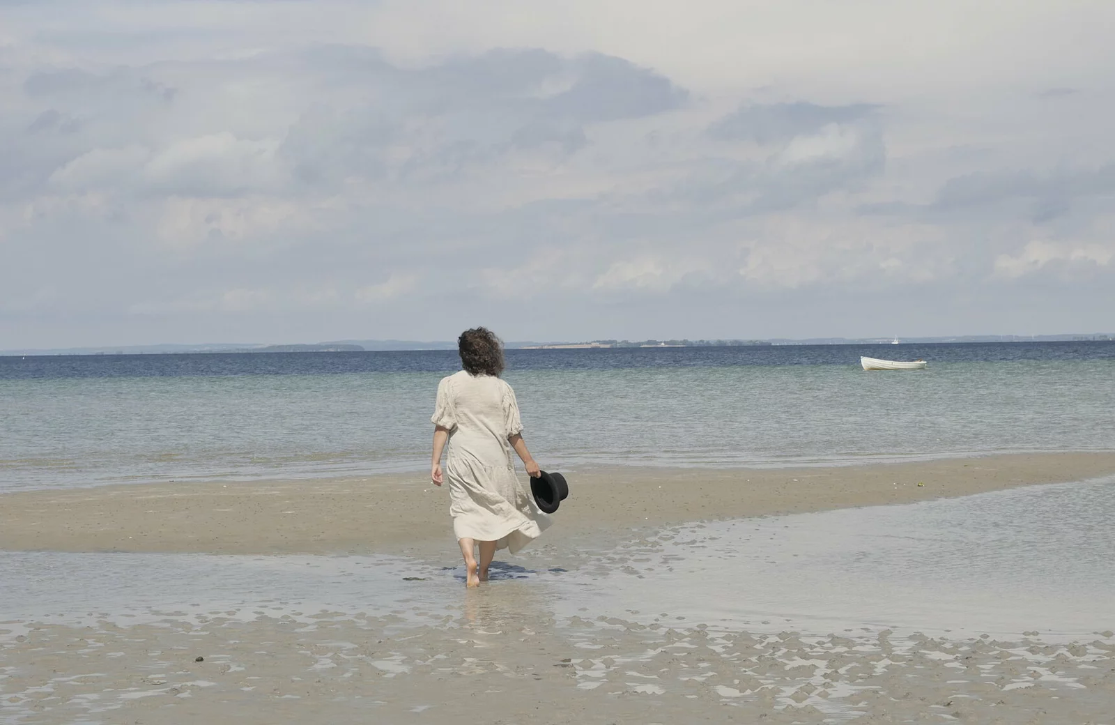 [  ] (c) Loic Legrand