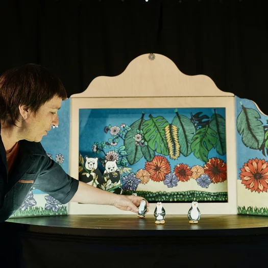 Kamishibai "Terre !" présenté par la compagnie les Lubies durant la saison 25/26 de la CAPB KULTURA